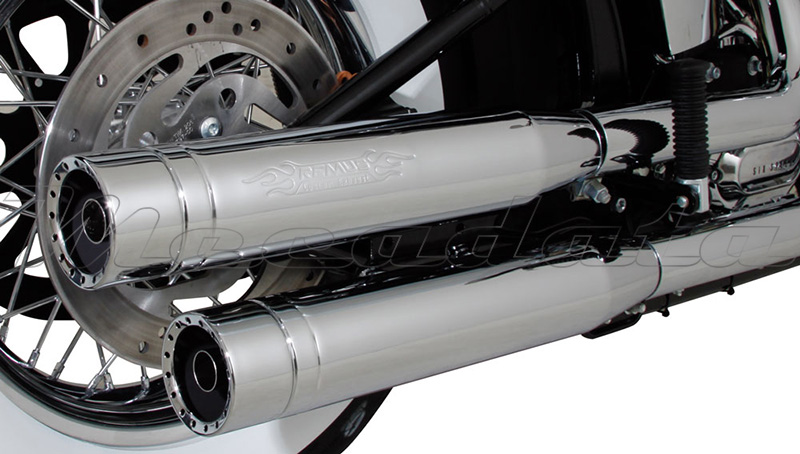 Harley-Davidson Softail FS2 équipée du silencieux Remus Custom Variocap avec embout perforatted zoom