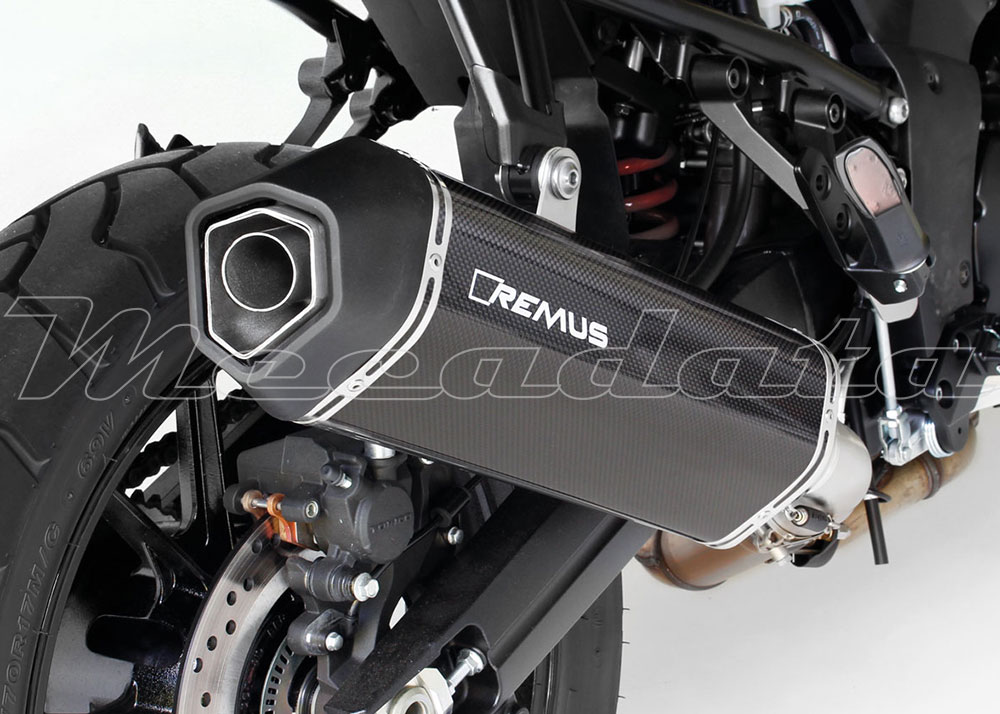 Suzuki V-Strom 1000 Echappement Remus Okami Carbone Zoom