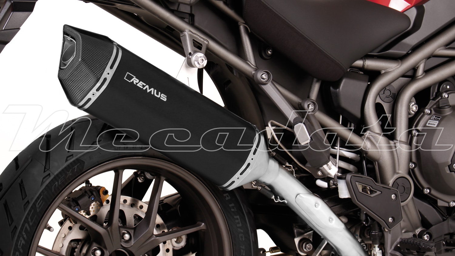 Triumph Tiger Explorer Echappement Remus Black Hawk Ensemble